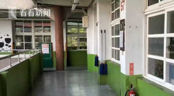  男生以为同学吃完午餐 将漂白剂倒入餐桶致5人误食